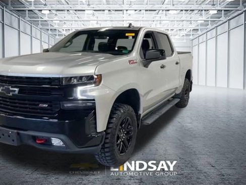 Used 2021 Chevrolet Silverado 1500 LT Trail Boss w/ Bed Protection Package image 5