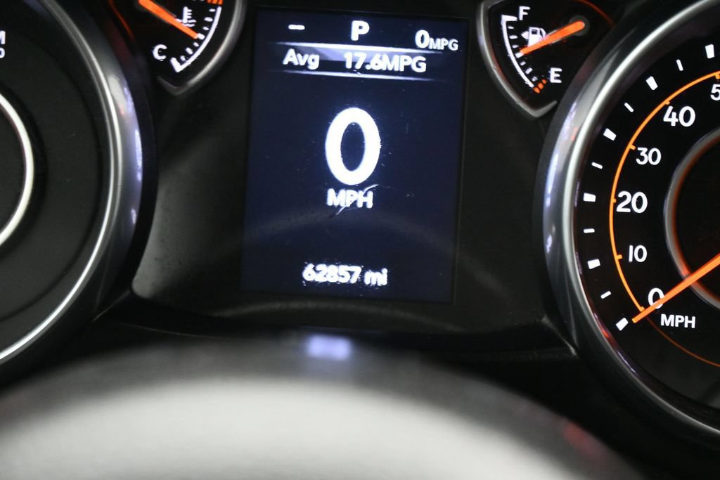 Used 2023 Jeep Gladiator Sport AWD/4WD image 18