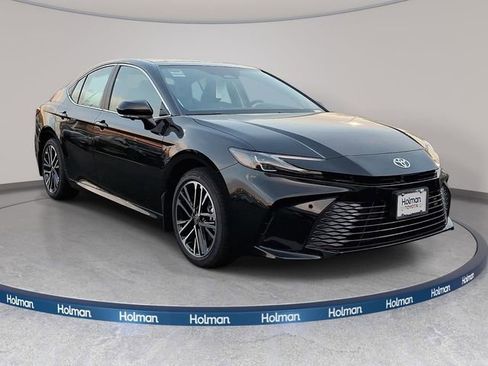 New 2026 Toyota Camry XLE AWD/4WD image 2