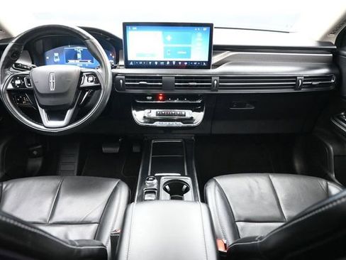 Used 2023 Lincoln Corsair Reserve w/ Equipment Group 201A FWD image 17