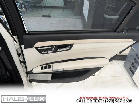 Used 2013 Mercedes-Benz S 550 w/ Sport Pkg Plus One image 28
