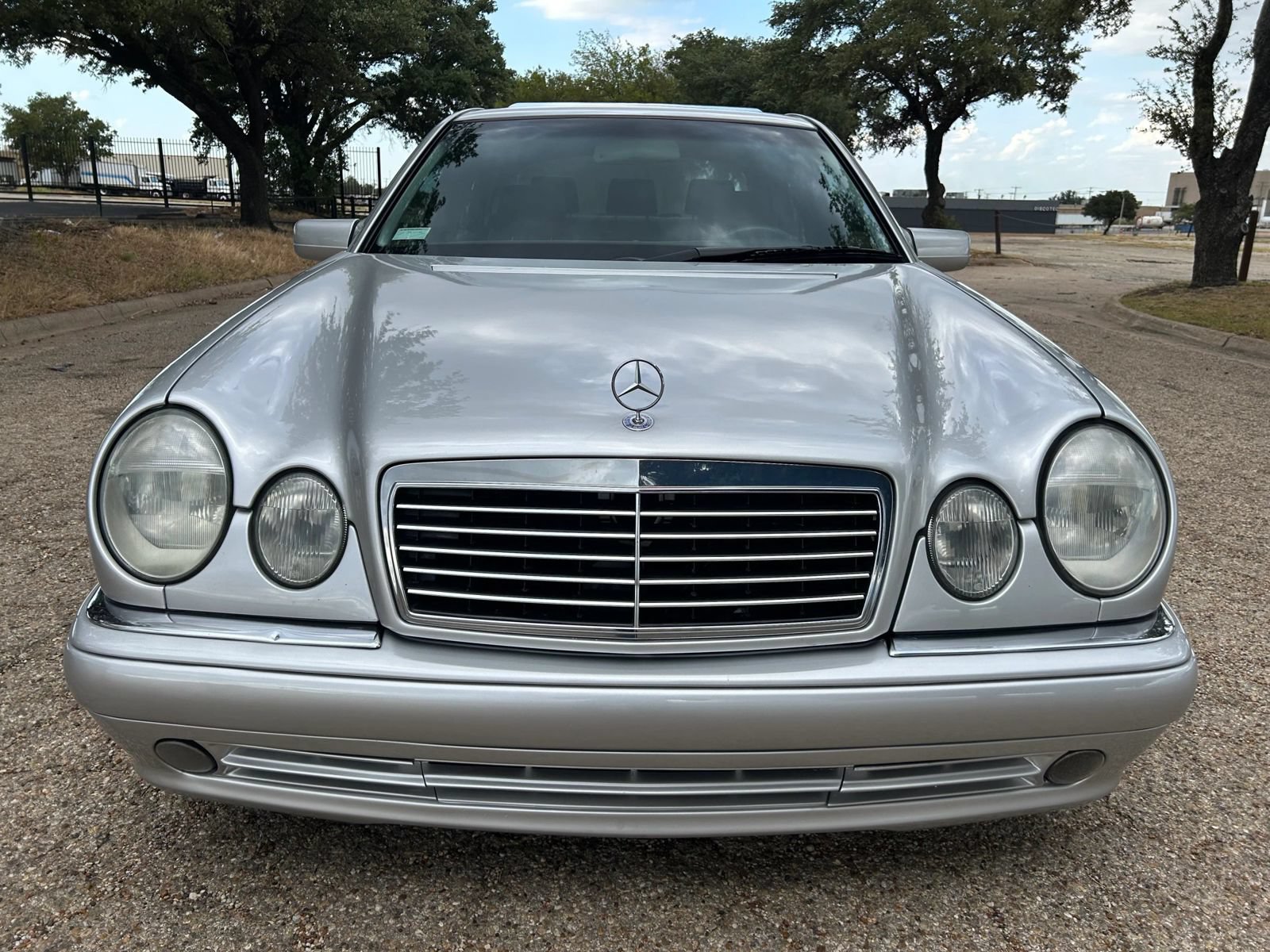 Used 1999 Mercedes-Benz E 430 Sedan image 6