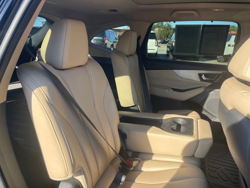 Used 2022 Acura MDX FWD w/ Technology Package image 27