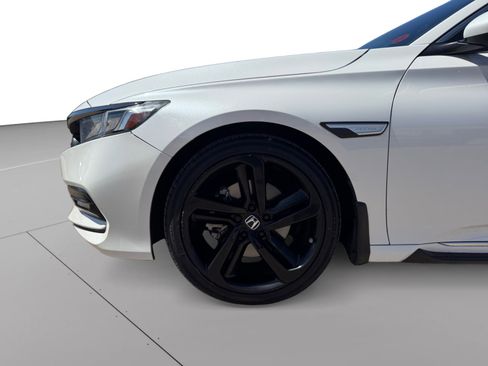 Used 2020 Honda Accord Sport image 9