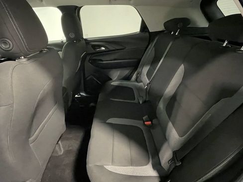 Used 2023 Chevrolet TrailBlazer LT w/ Convenience Package AWD/4WD image 17
