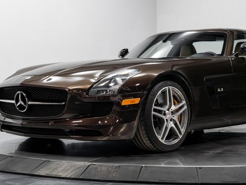 Used 2014 Mercedes-Benz SLS AMG GT Coupe image 6