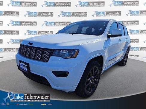Used 2020 Jeep Grand Cherokee Altitude image 1