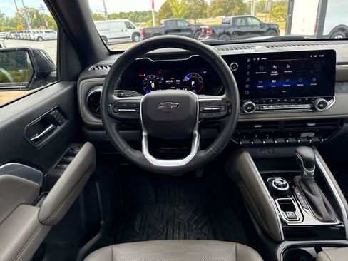 Certified 2025 Chevrolet Colorado ZR2 w/ Technology Package image 3