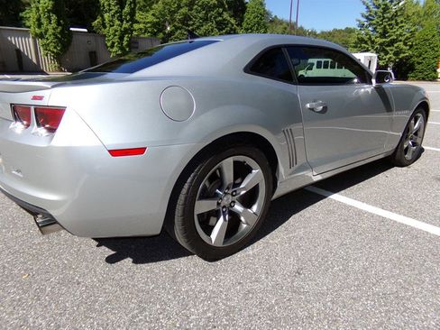 Used 2010 Chevrolet Camaro SS w/ RS Package RWD image 6