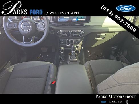 Used 2024 Jeep Wrangler Sport S image 11