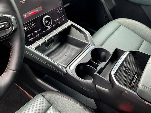 Used 2026 GMC Terrain AT4 w/ Convenience Package III image 10