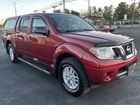 Used 2020 Nissan Frontier SV image 10