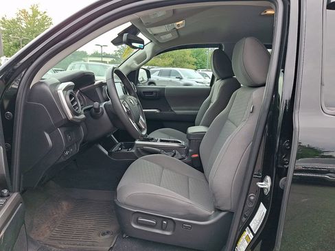 Used 2023 Toyota Tacoma SR5 w/ SX Package AWD/4WD image 13