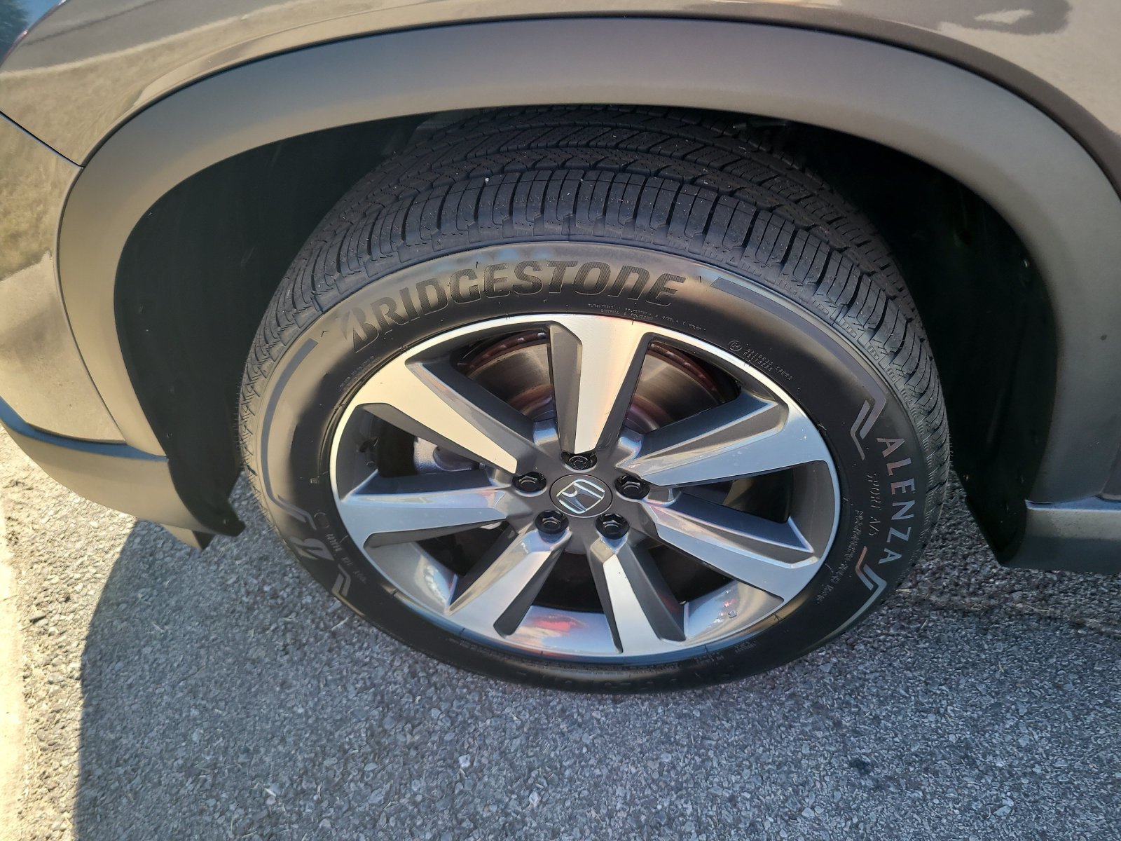 Used 2025 Honda Pilot Elite image 9