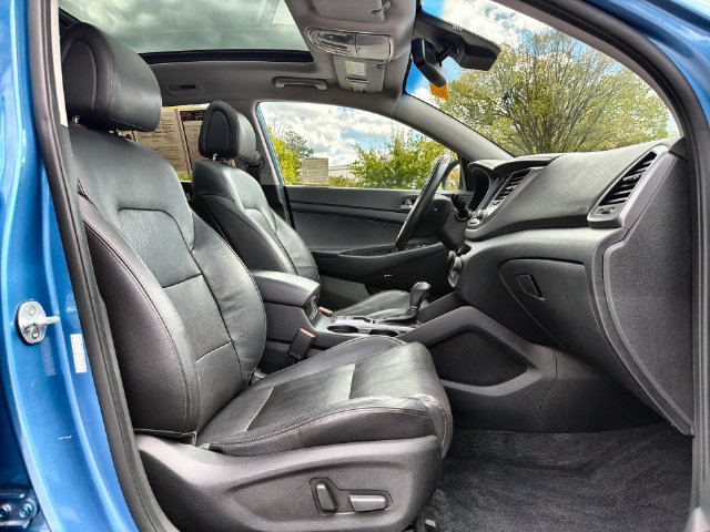 Used 2017 Hyundai Tucson Limited w/ Limited Ultimate Package 03 FWD image 25