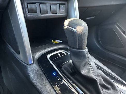 Used 2023 Toyota Corolla Cross LE FWD image 31