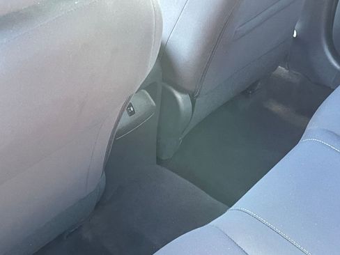 Used 2025 Nissan Sentra SV image 23