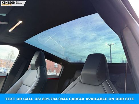 Used 2024 Tesla Cybertruck AWD Crew Cab image 28