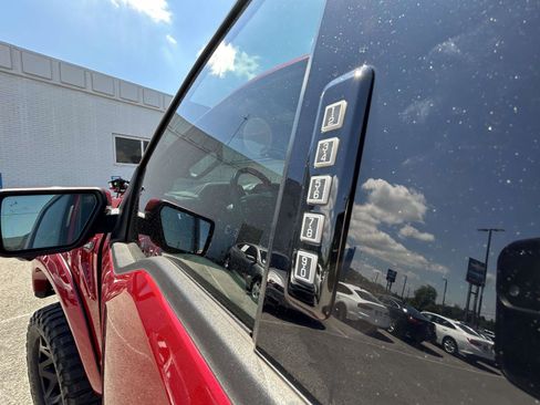 Used 2022 Ford F150 Lariat w/ Equipment Group 502A High AWD/4WD image 20