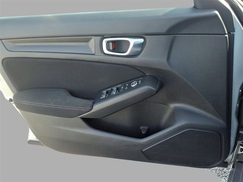 Used 2022 Honda Civic Sport image 17