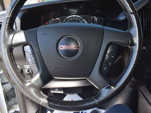 Used 2020 GMC Savana 2500 Extended w/ Driver Convenience Package image 17