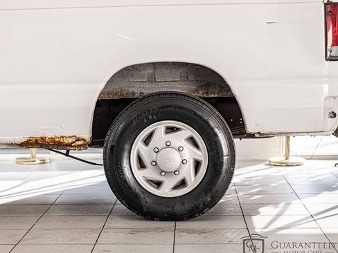 Used 2008 Ford E-350 and Econoline 350 Super Duty image 8