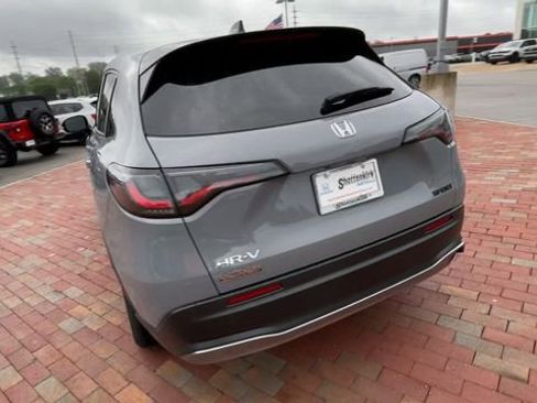 Certified 2025 Honda HR-V Sport image 8