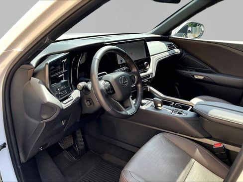 Used 2024 Lexus TX 350 AWD w/ Captains Chair Package image 18