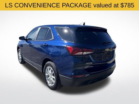 Used 2022 Chevrolet Equinox LS w/ LS Convenience Package image 3