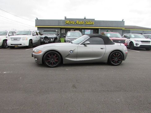 Used 2003 BMW Z4 2.5i image 4