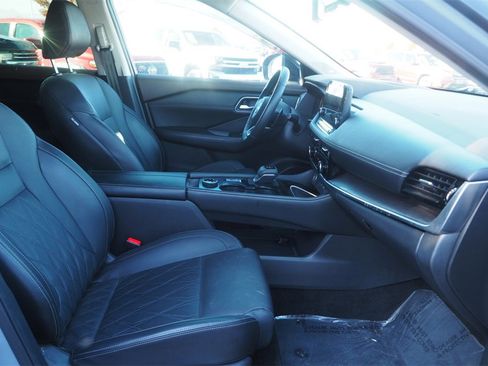 Used 2023 Nissan Rogue Platinum w/ Platinum Premium Package image 27