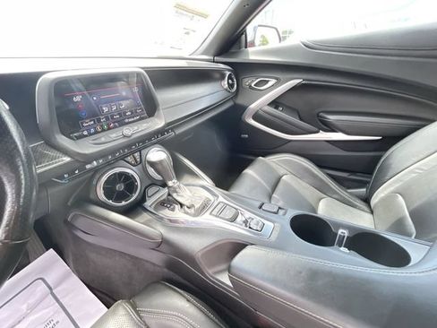 Used 2020 Chevrolet Camaro SS RWD image 15