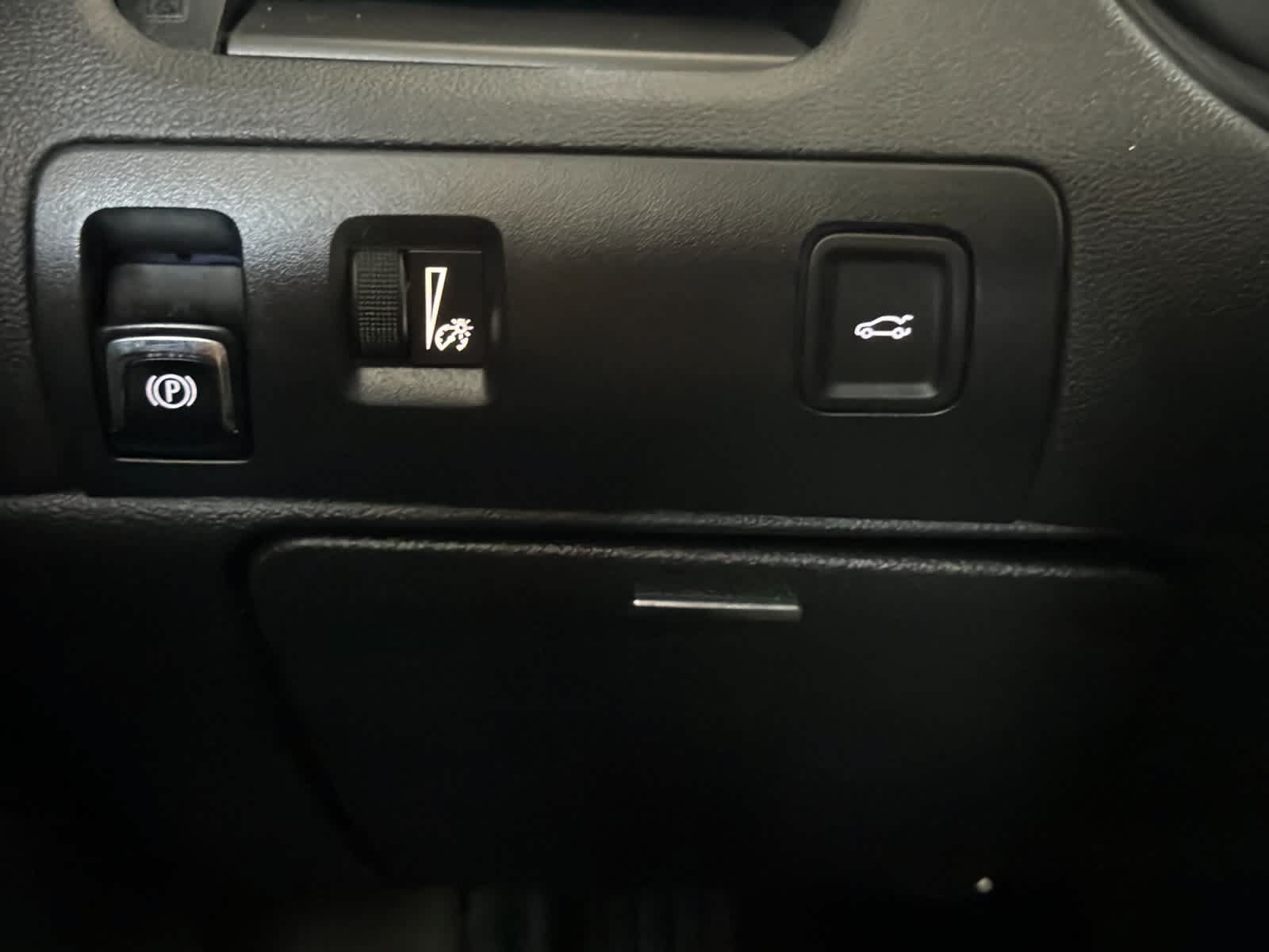 Used 2019 Chevrolet Impala LT FWD image 28