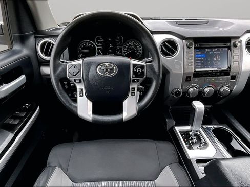 Used 2018 Toyota Tundra SR5 w/ SR5 Upgrade Package image 5