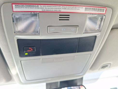 Used 2023 Toyota Tacoma SR image 27