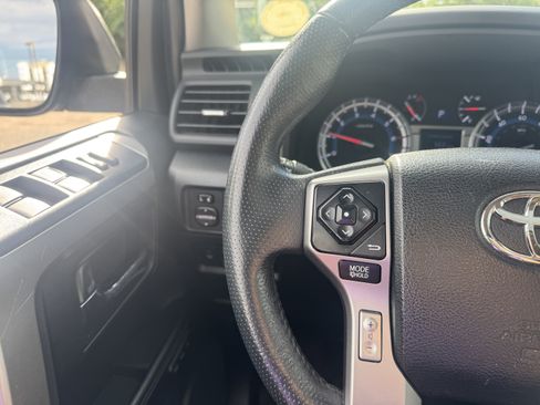 Used 2019 Toyota 4Runner Limited AWD/4WD image 32