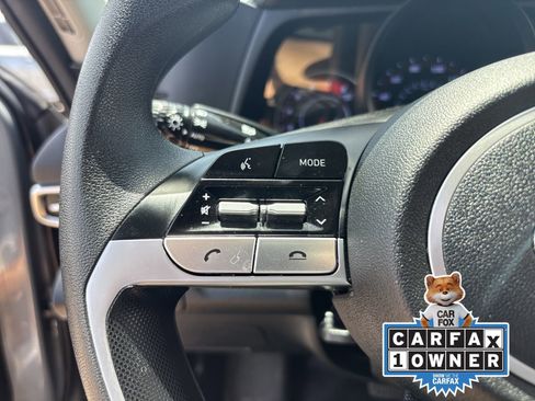 Used 2022 Hyundai Elantra SEL FWD image 28