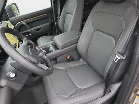 New 2026 Land Rover Defender 110 S image 16