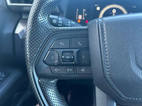 Used 2024 Toyota Tacoma SR5 image 5