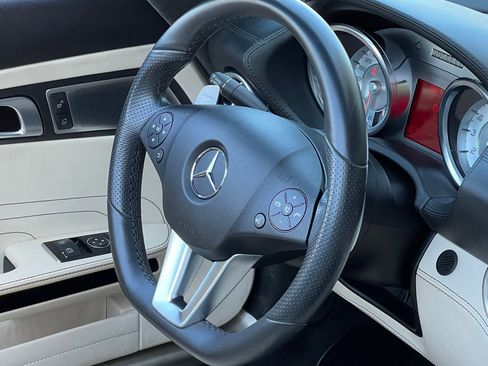 Used 2012 Mercedes-Benz SLS AMG Roadster image 22