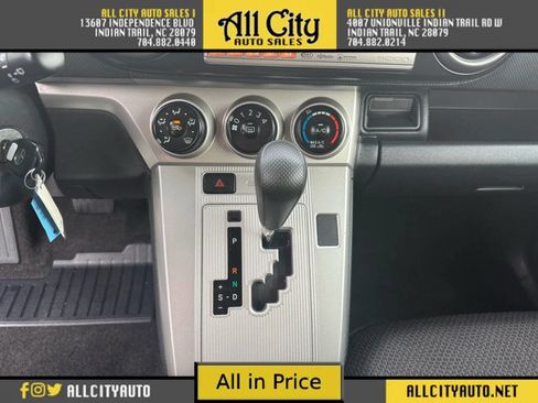 Used 2010 Scion xB Hatchback 4D image 24