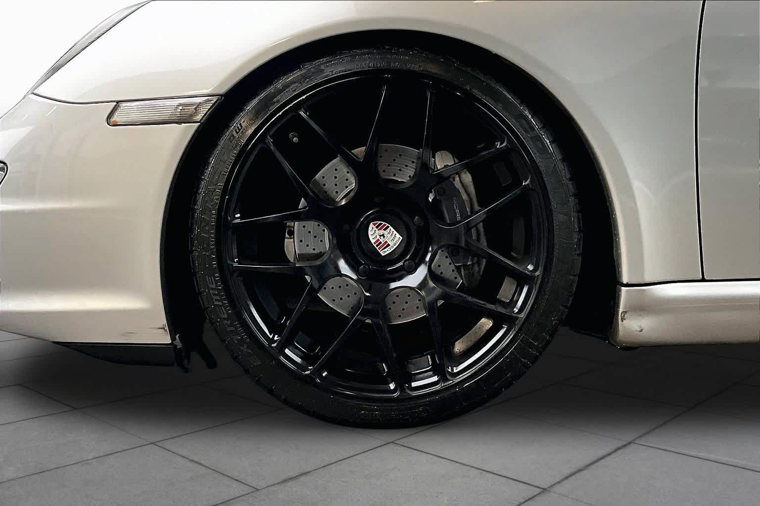 Used 2006 Porsche 911 Carrera RWD image 9