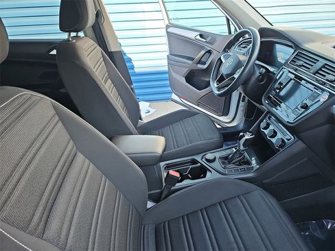 Used 2024 Volkswagen Tiguan S image 10