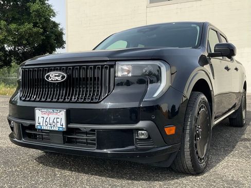 Used 2025 Ford Maverick Lobo AWD/4WD image 55