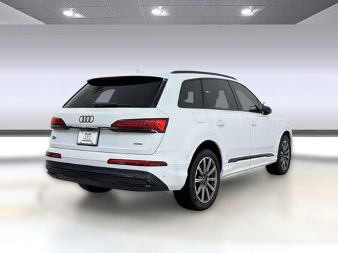 Used 2023 Audi Q7 Premium Plus w/ Premium Plus Package image 9