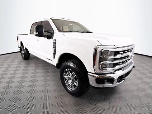Used 2024 Ford F350 Lariat w/ Lariat Ultimate Package AWD/4WD image 36