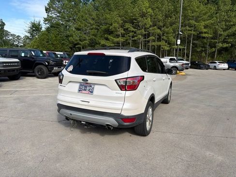 Used 2018 Ford Escape SEL FWD image 16