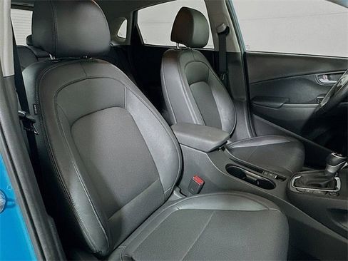 Used 2022 Hyundai Kona Limited image 30