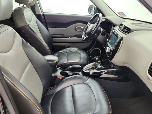 Used 2016 Kia Soul + w/ Primo Package image 24