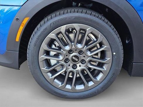 New 2026 MINI Cooper 4-Door Hardtop image 10